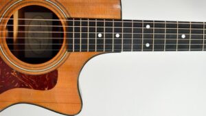 Lee más sobre el artículo Udemy Gratis: El curso esencial de guitarra para principiantes