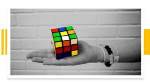 Lee más sobre el artículo Aprende cómo resolver el cubo de Rubik en 6 pasos sencillos – Curso Gratis en Udemy