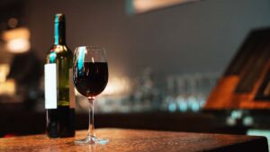 Lee más sobre el artículo Aprende a ser un experto del vino con este curso gratuito