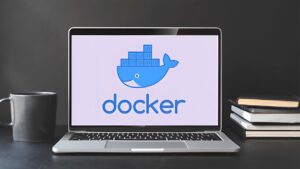 Lee más sobre el artículo Aprende Docker gratis: El curso imprescindible para domar contenedores