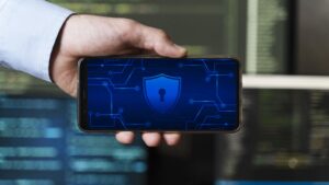 Lee más sobre el artículo ¿Quieres proteger tus dispositivos y datos? Inscríbete en este curso gratuito de Seguridad Digital