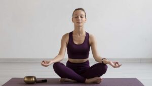 Lee más sobre el artículo Libera el Estrés y Ansiedad: Descubre cómo con este Curso de Meditación Gratuito