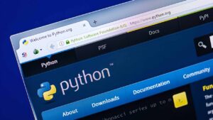 Lee más sobre el artículo Curso gratuito de Python: ¿Dónde inscribirse y qué aprenderás?