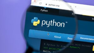 Lee más sobre el artículo ¿Quieres aprender Python gratis? Descubre este curso completo para principiantes en YouTube