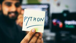 Lee más sobre el artículo ¿Cómo aprender Python gratis? Aquí están los mejores cursos para dominar este lenguaje de programación