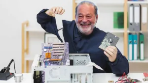 Lee más sobre el artículo Conviértete en técnico de computadoras gratis con el nuevo curso certificado de Carlos Slim